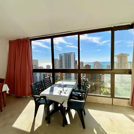 Gemelos 2 Sin Aire Acondicionado - Aloturin ベニドルム