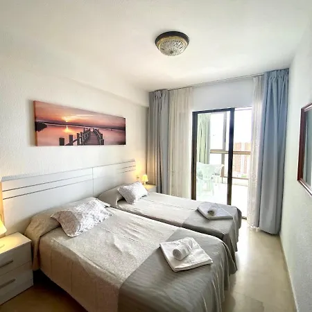 Gemelos 2 Sin Aire Acondicionado - Aloturin アパート ベニドルム