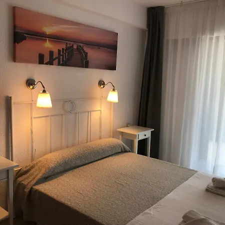 アパート Gemelos 2 Sin Aire Acondicionado - Aloturin